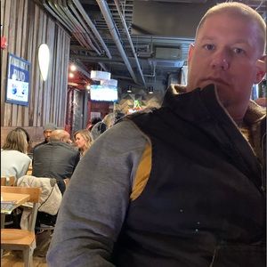 Meet your Posher, Aaron